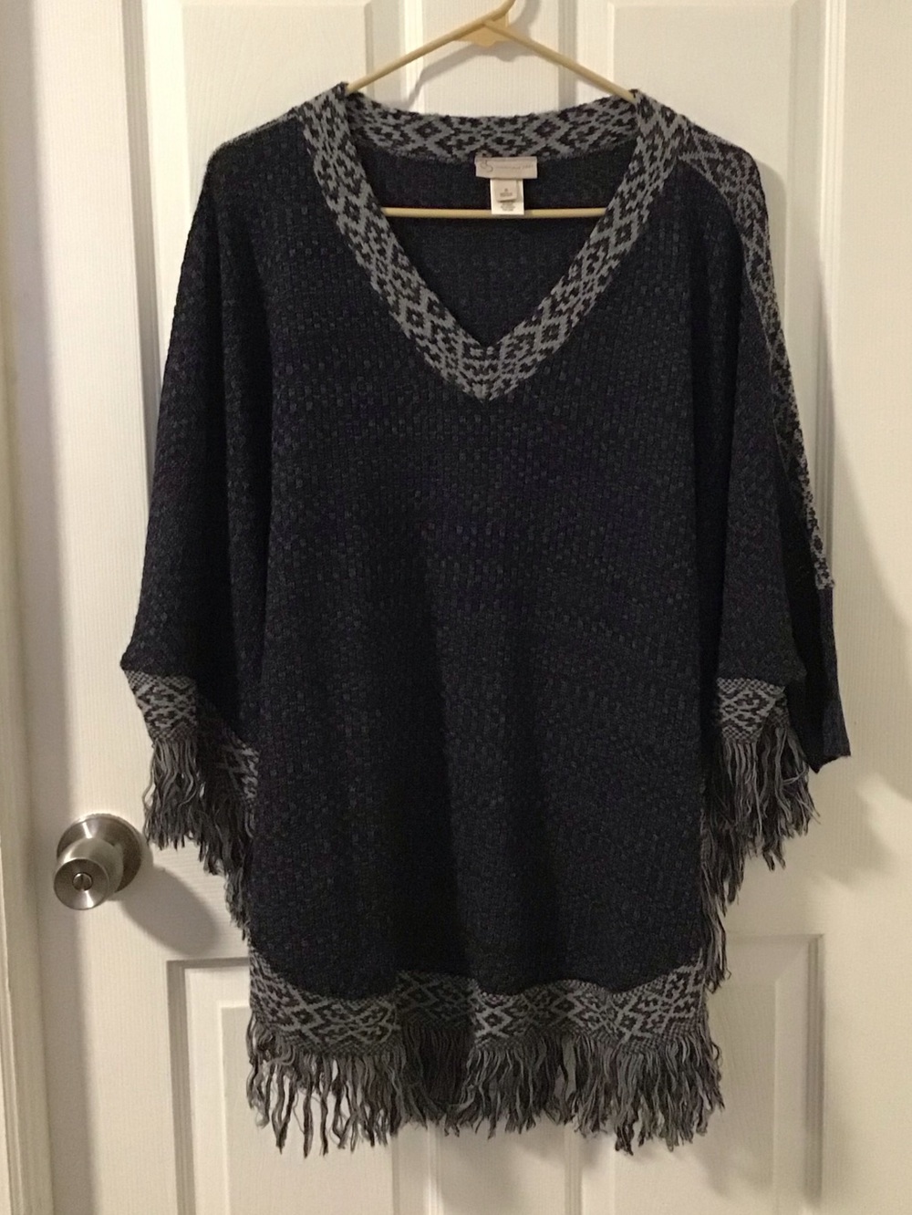 NWOT! V-Neck Fringe Poncho Sweater - Gray